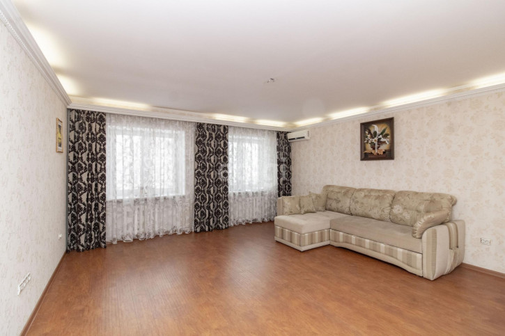 2-комн квартира Софьи Ковалевской, 6