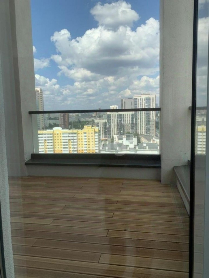 3-комн квартира Чкалова, 18
