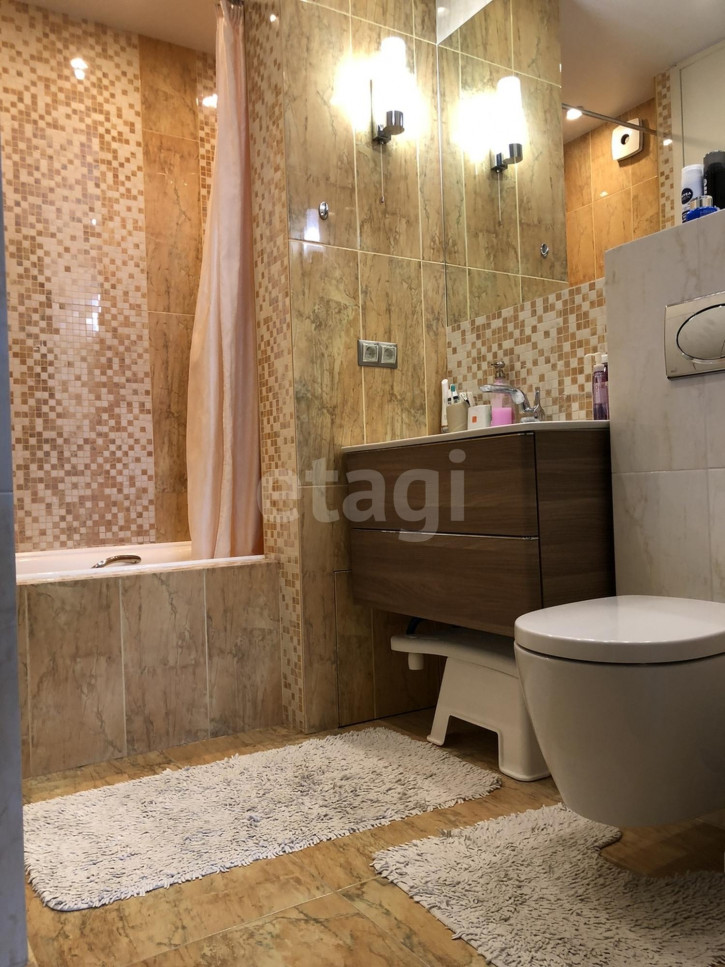 3-комн квартира Мельникова, 27