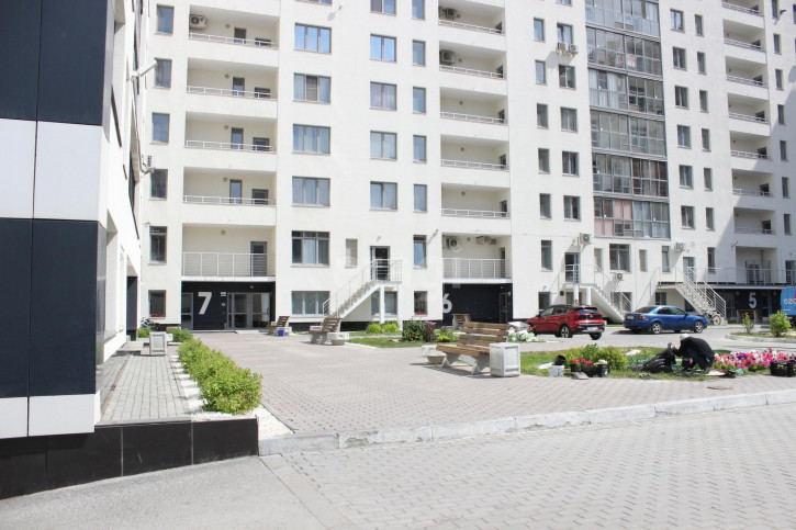 3-комн квартира Мельникова, 27