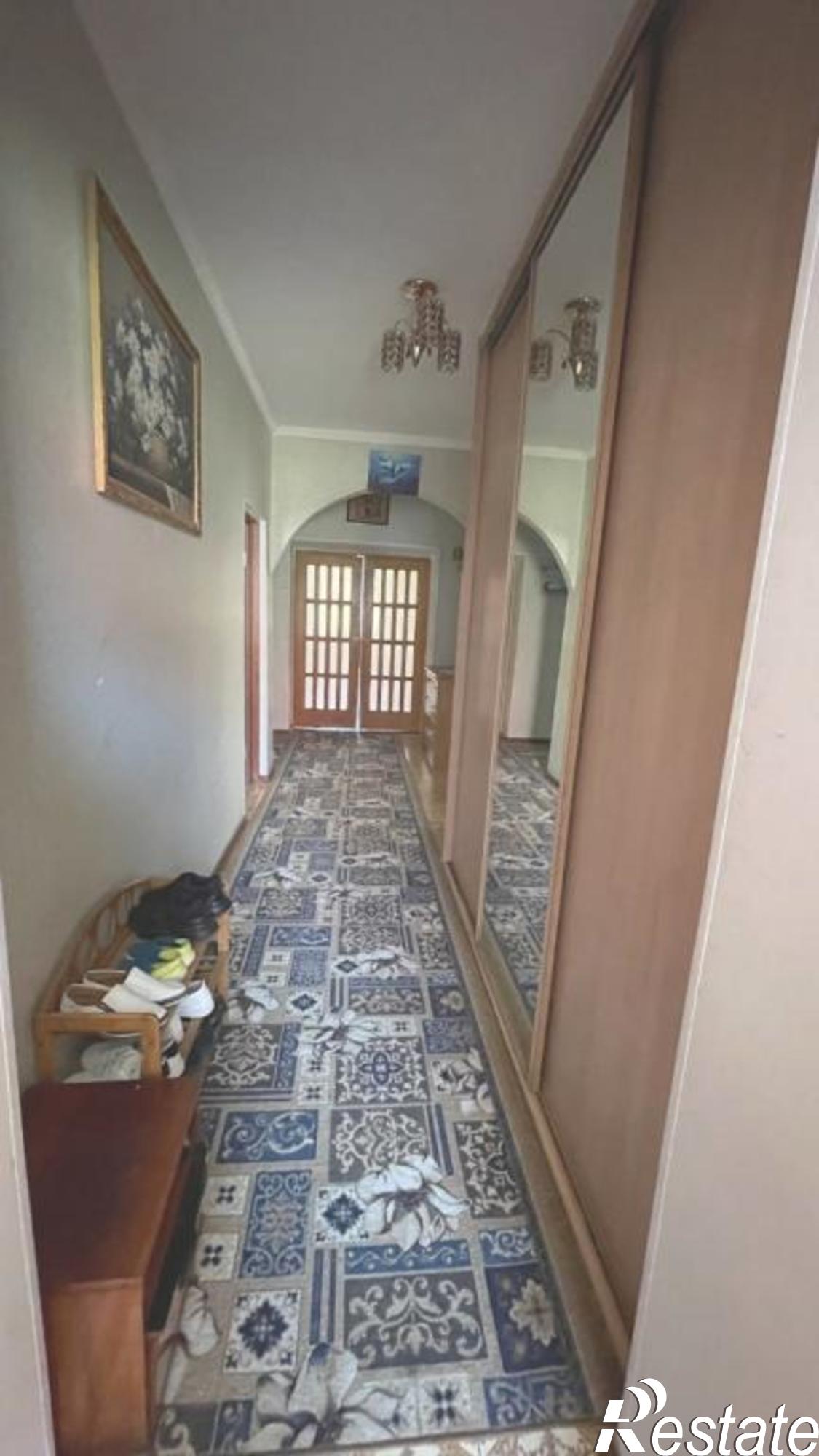 Купить дачу, дом, коттедж за 18 500 000 рублей на Золотари,Центральная улица