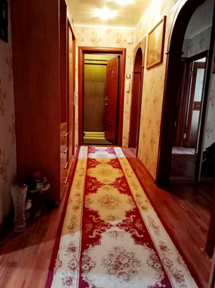 4-комн квартира улица Зеленая, 2