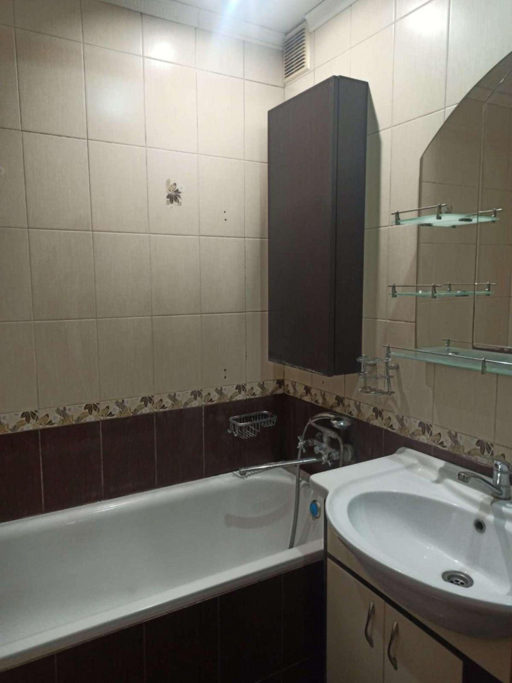 4-комн квартира улица Зеленая, 2