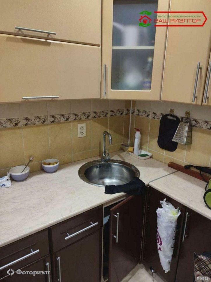 2-комн квартира Строителей пр-кт, 3