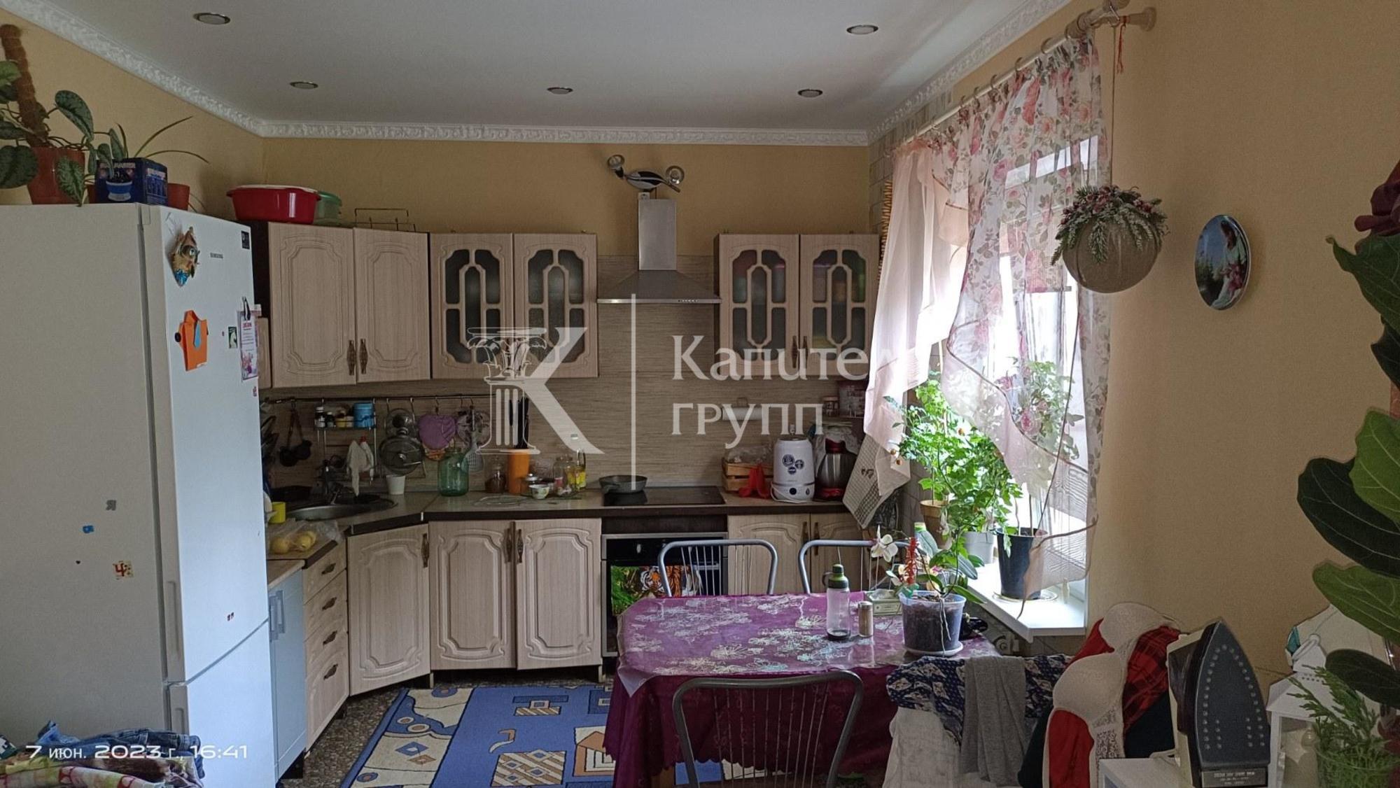 Купить дачу, дом, коттедж за 18 000 000 рублей на ул Максима Горького, 105