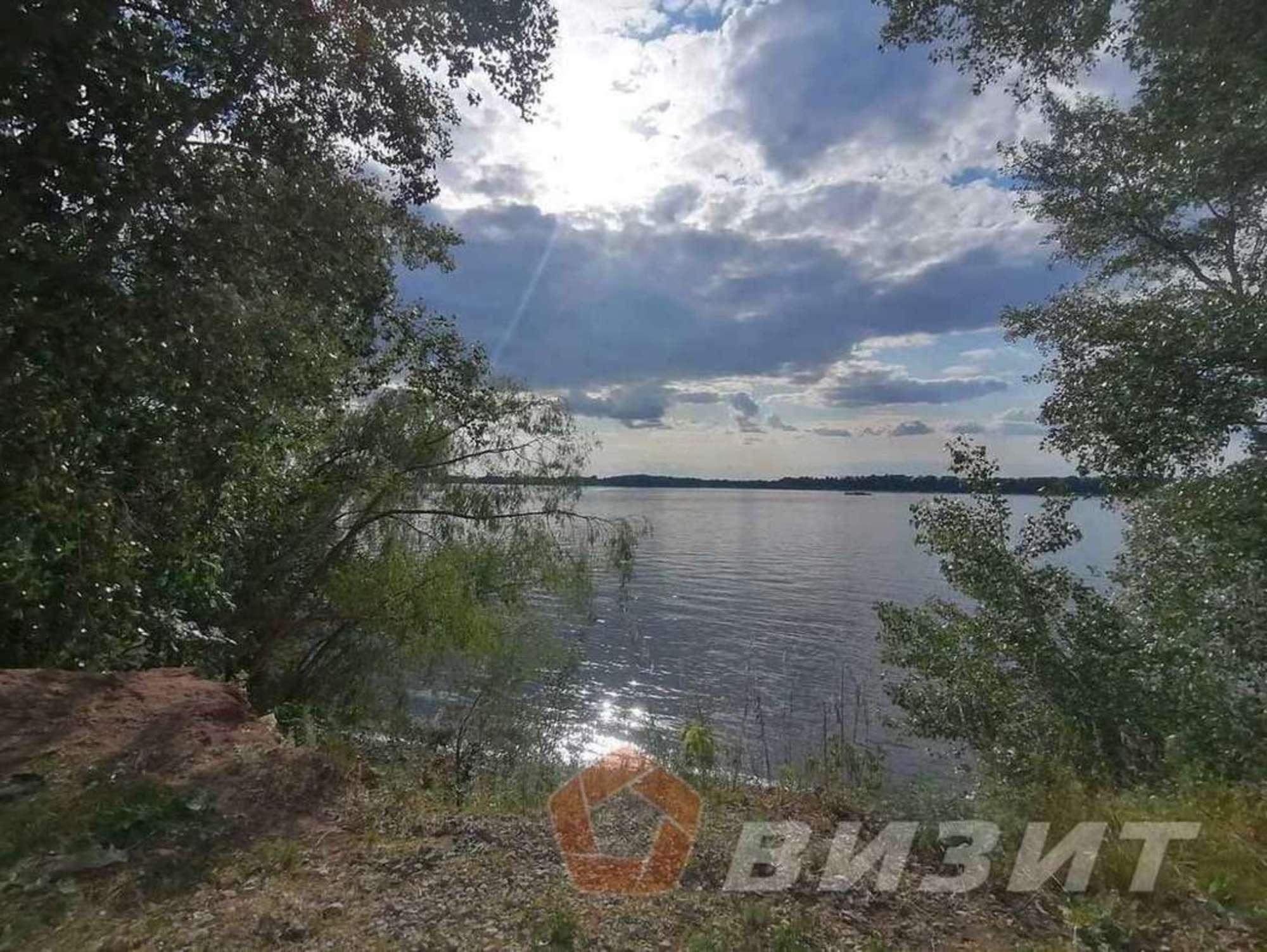 Сдать офис, помещение под офис за 12 000 рублей на Стрелка реки Самары улица, 1