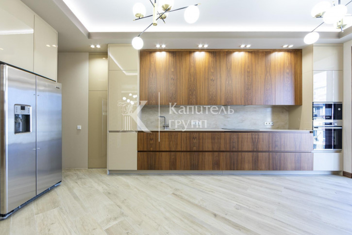 5-комн квартира ул Максима Горького, 53