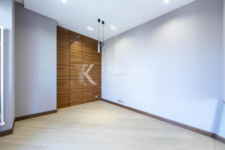 5-комн квартира ул Максима Горького, 53