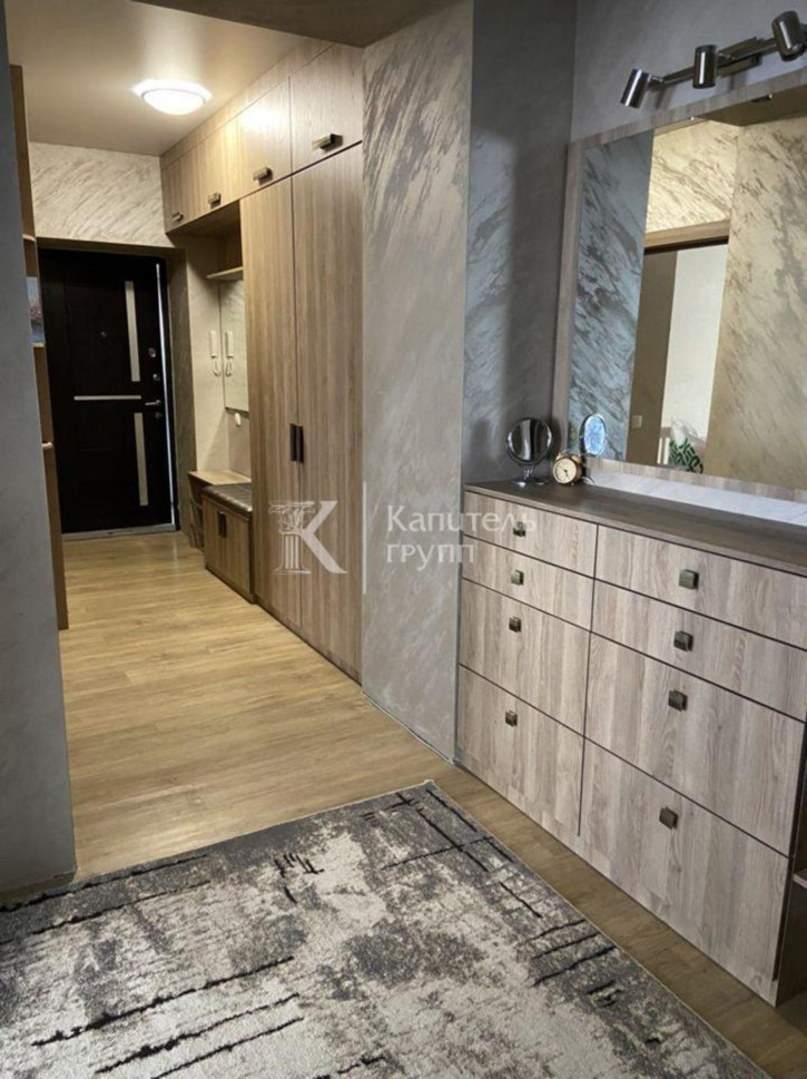 3-комн квартира ул Циолковского, 20а