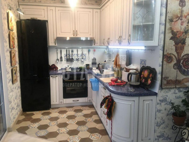 2-комн квартира им Гагарина парк, 9