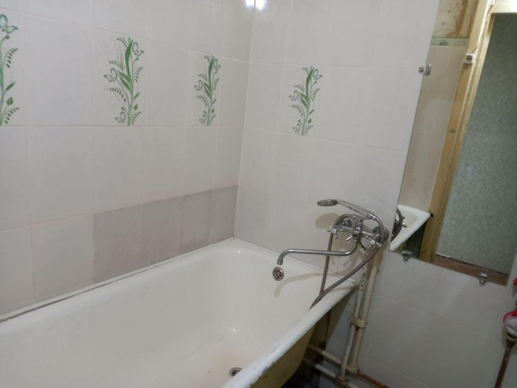 2-комн квартира Романтиков, 11