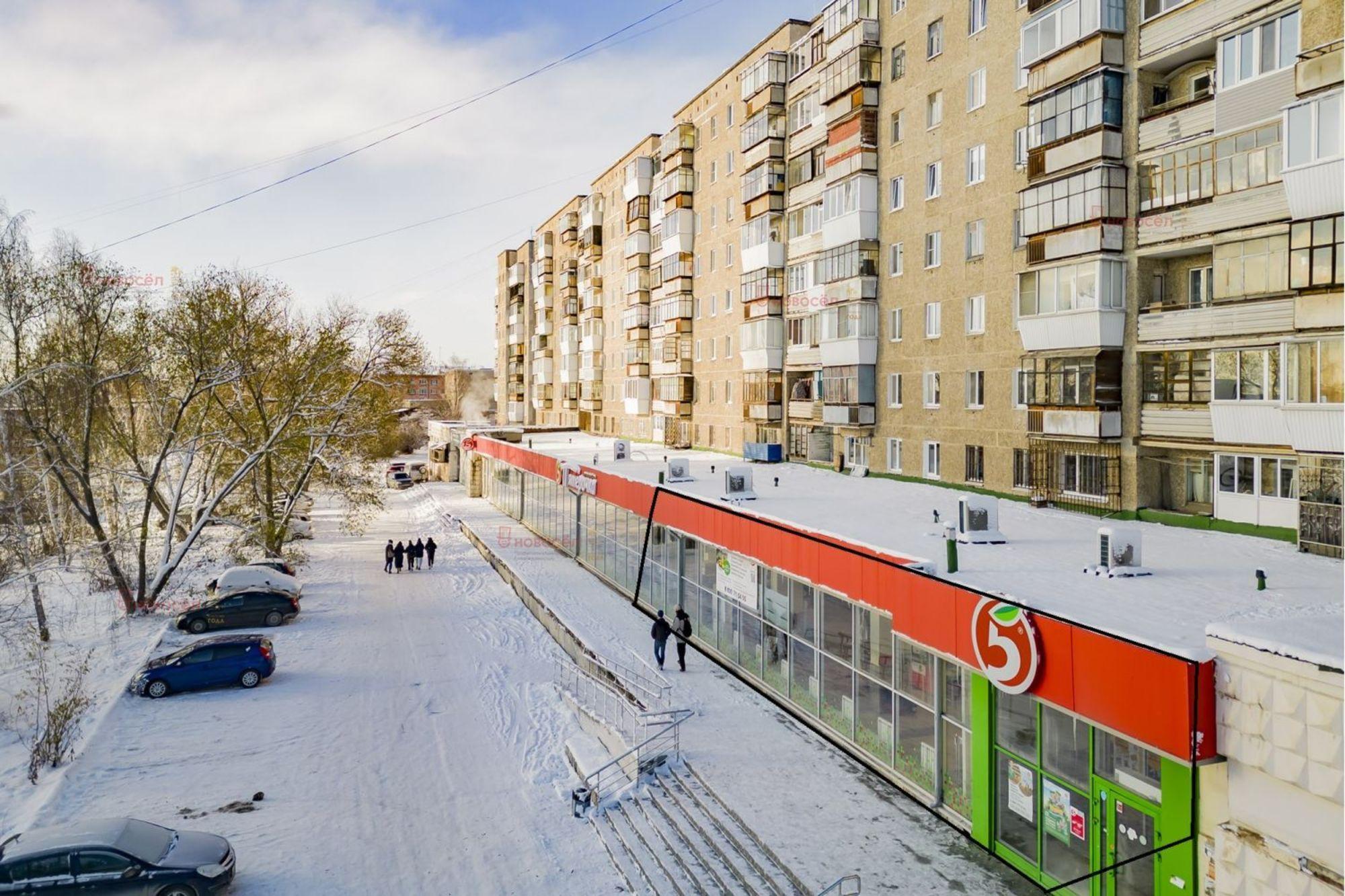 Сдать торговое помещение за 160 000 рублей на Вершинина 35