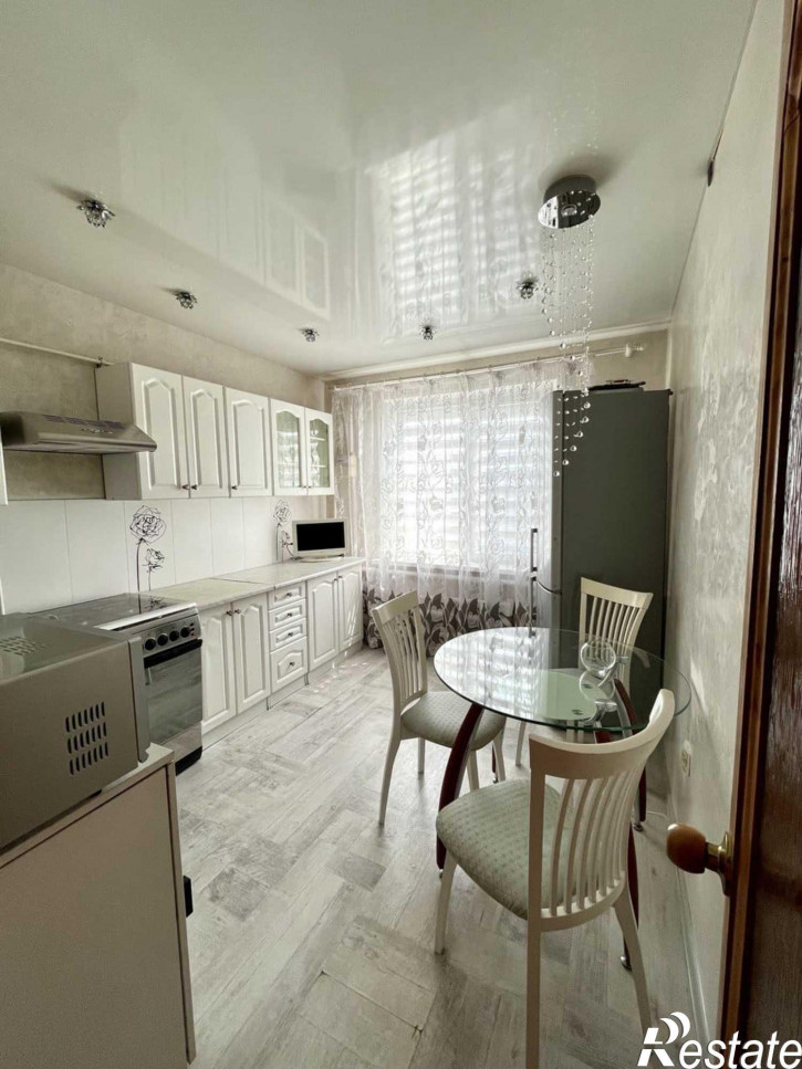 3-комн квартира ул. Садовая,75