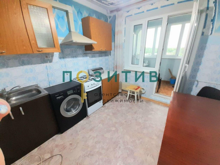 1-комн квартира Бутырина ул, 3