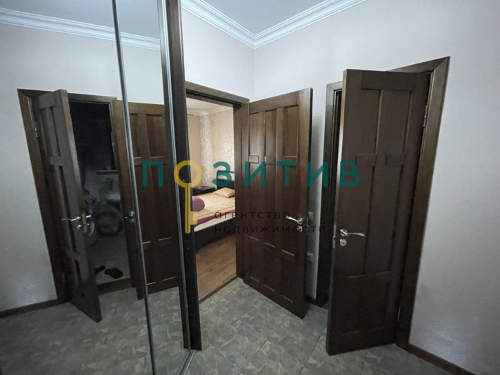 2-комн квартира Дровянникова ул, 20
