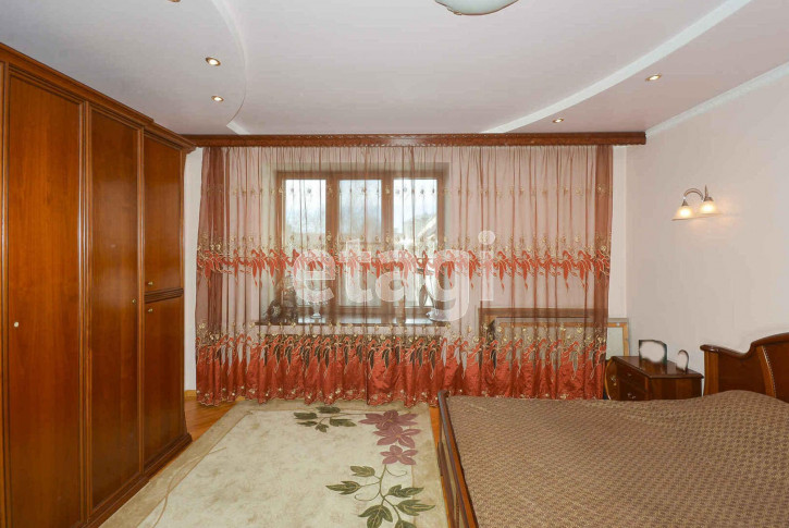 3-комн квартира Степана Халтурина, 8