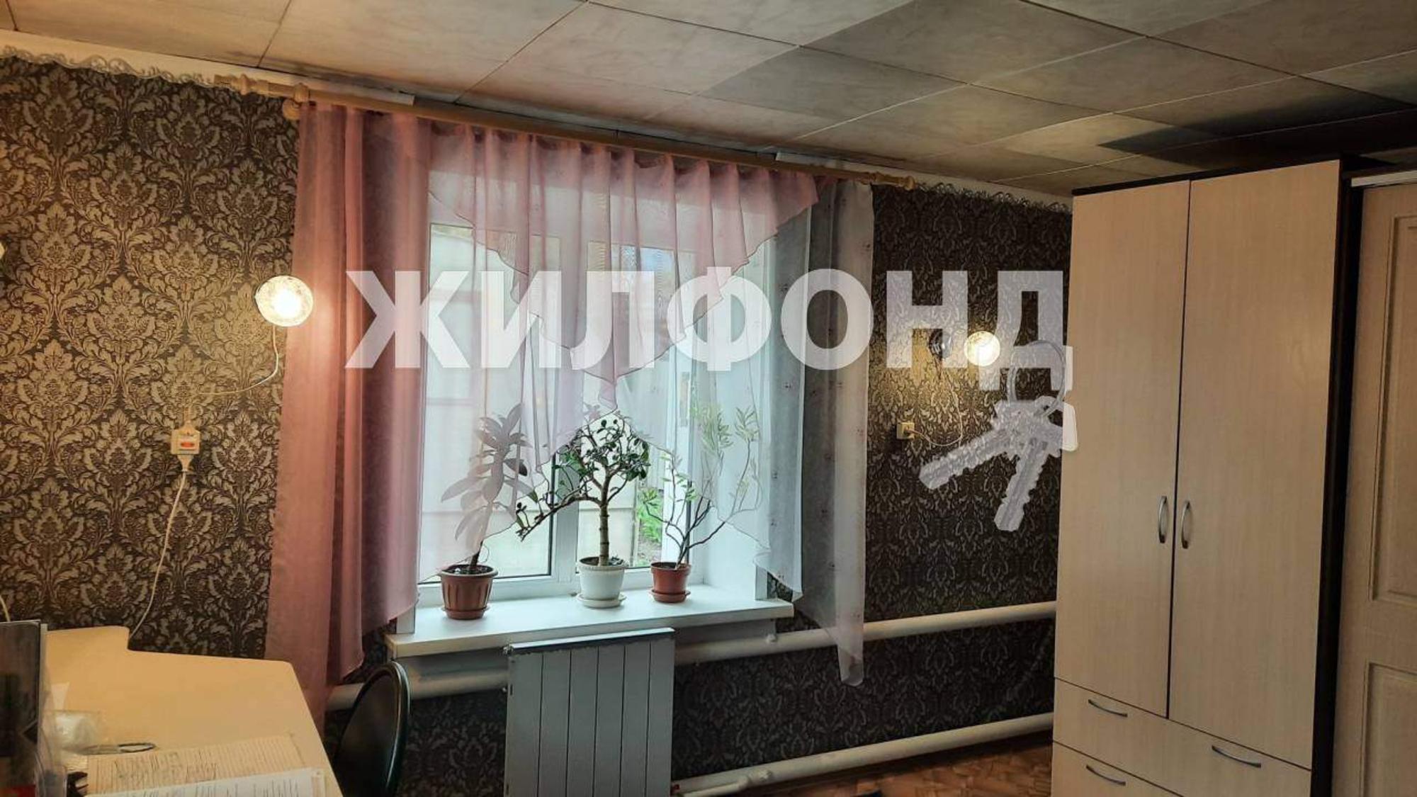 Купить дачу, дом, коттедж за 6 100 000 рублей на Карла Либкнехта улица