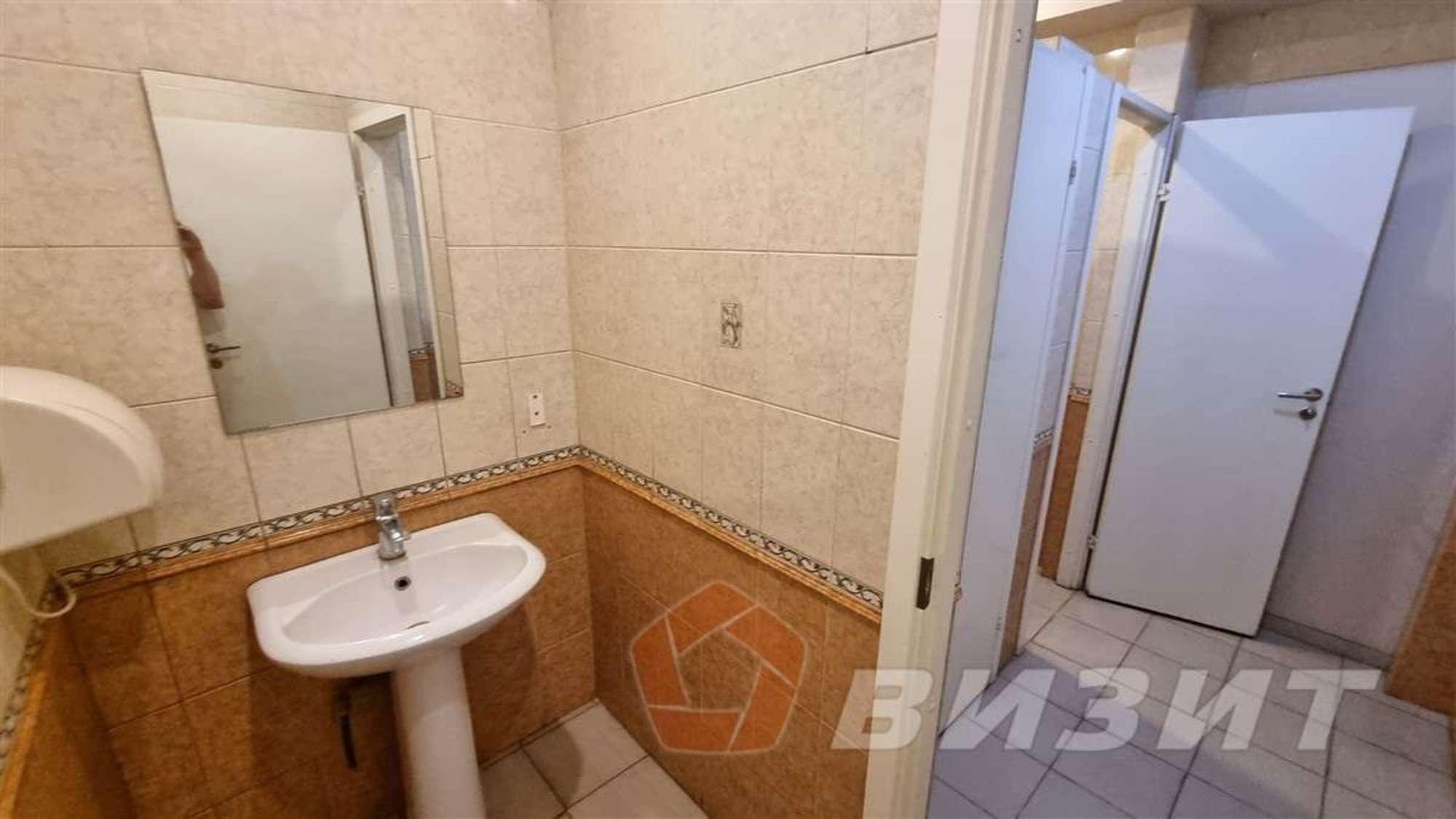 Купить помещение свободного назначения за 70 000 000 рублей на Мориса Тореза улица, 67Б Купить помещение свободного назначения за 70 000 000 рублей на Мориса Тореза улица, 67Б