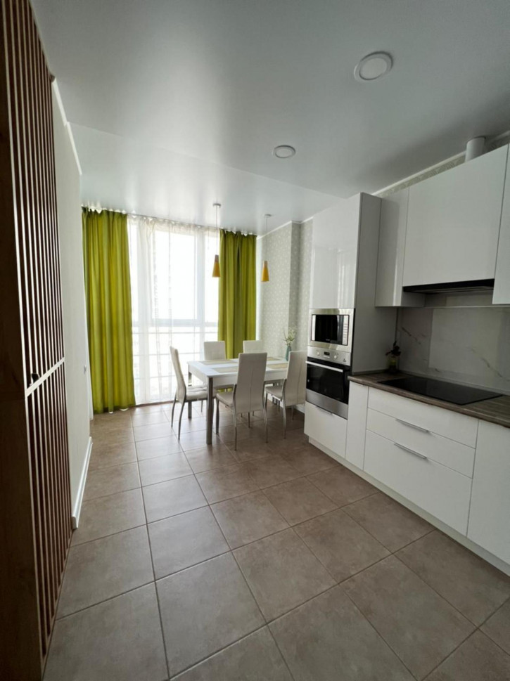 3-комн квартира Архитектора Рехмукова ул, 5