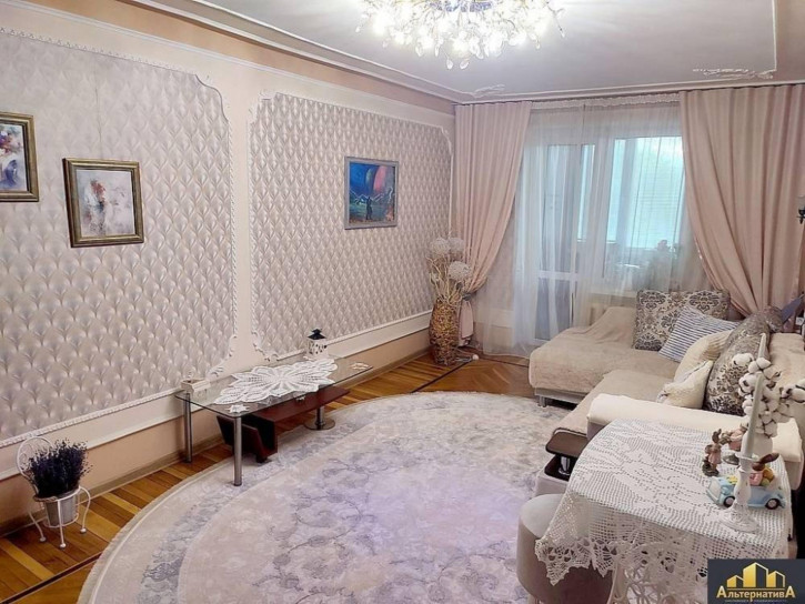 3-комн квартира Островского ул.
