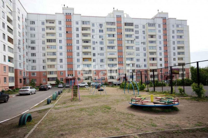 2-комн квартира Военный городок 16-й, 461