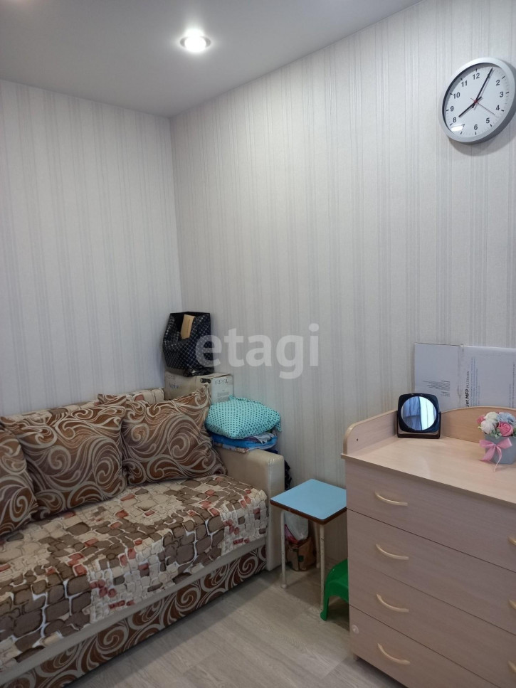 1-комн квартира Ватутина, 14