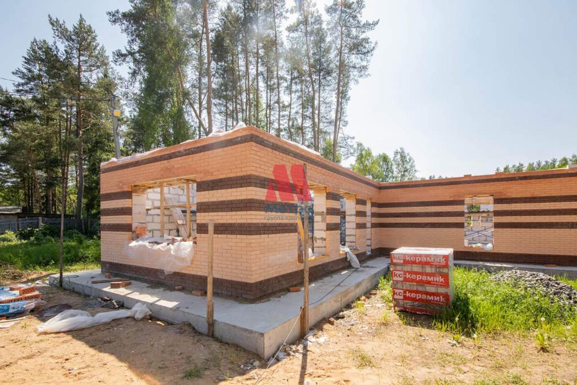 Купить дачу, дом, коттедж за 22 500 000 рублей на Лесная улица, д.13