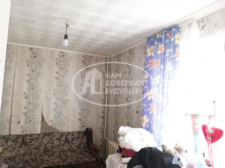 4-комн квартира улица Гагарина, 19