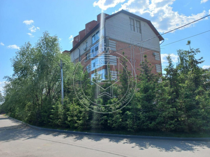 4-комн квартира Алтан, Аланлык ул, 47