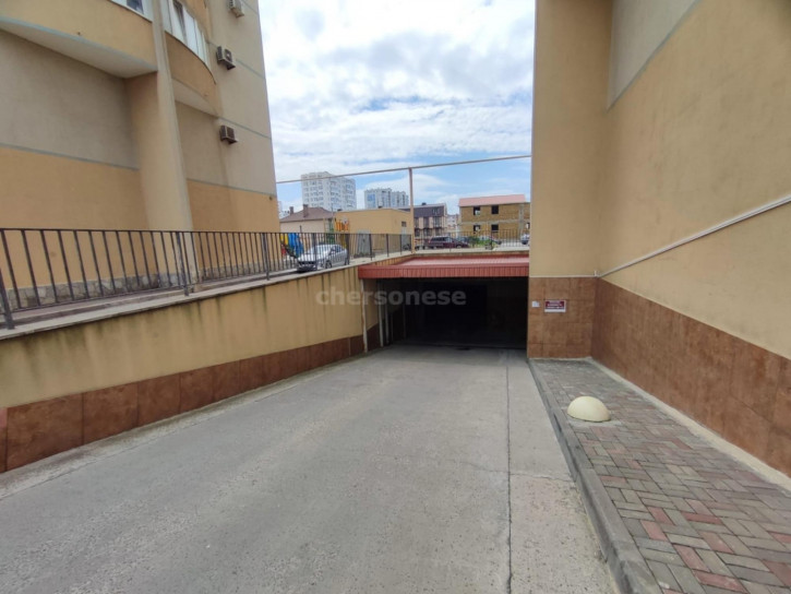 Гараж/парковка Героев Бреста улица, д.116