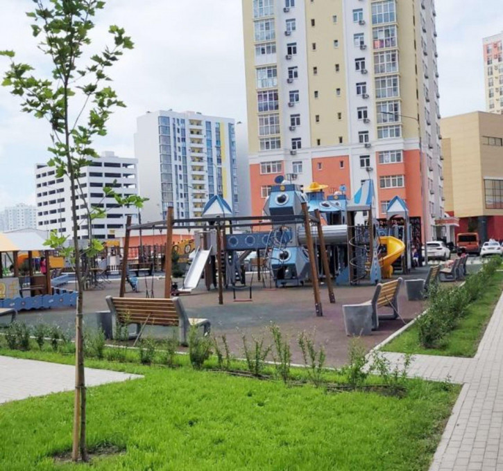 2-комн квартира Район ТРК Красная площадь, 45