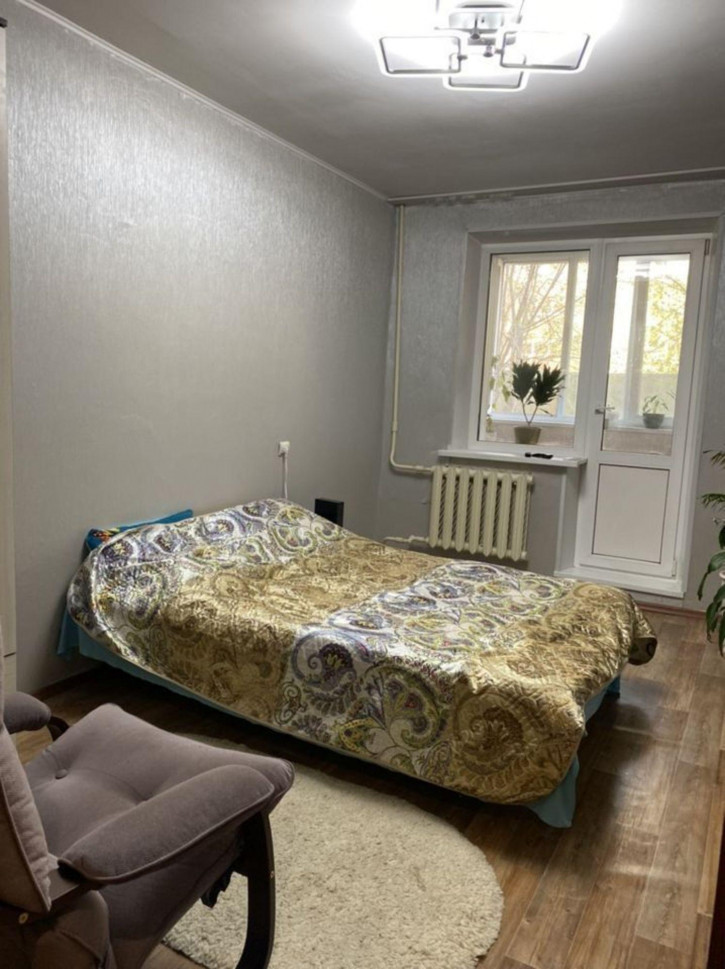 3-комн квартира Усиевича ул, 33А