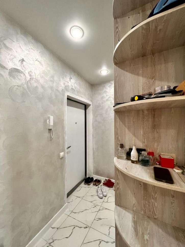 2-комн квартира Пионерская ул, 18Жк2