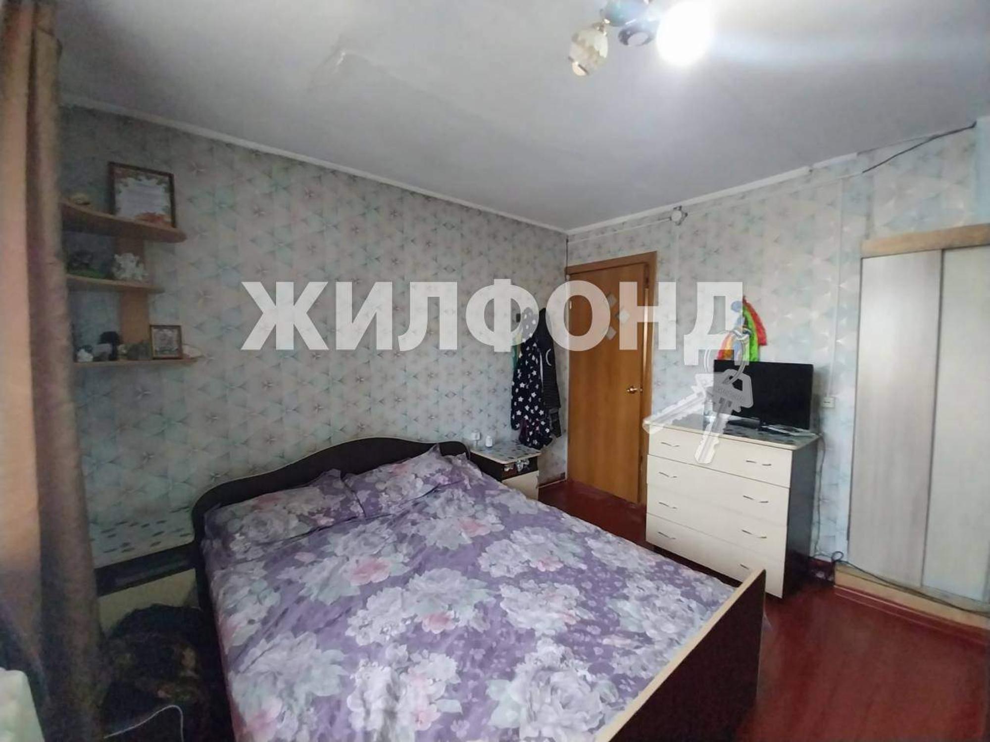 Купить дачу, дом, коттедж за 5 055 000 рублей на 25 лет Советской Тувы улица