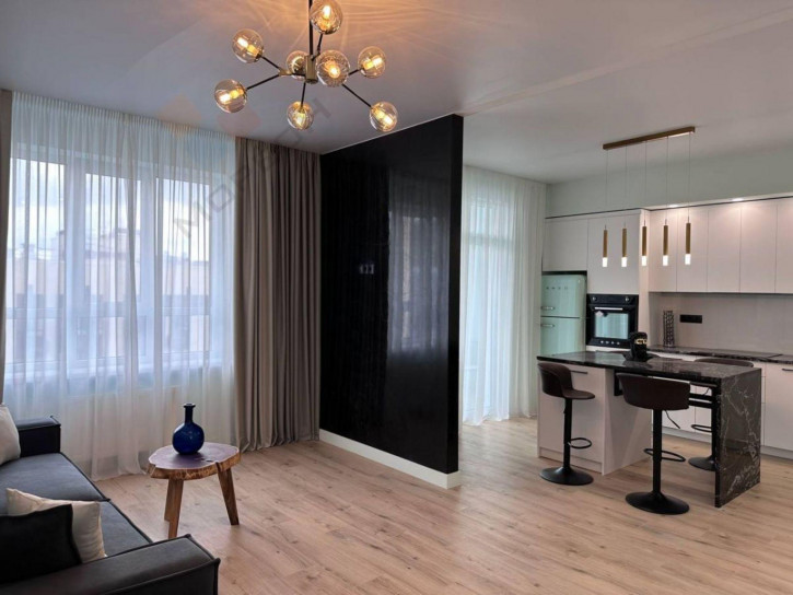 1-комн квартира Гаврилова ул, 88