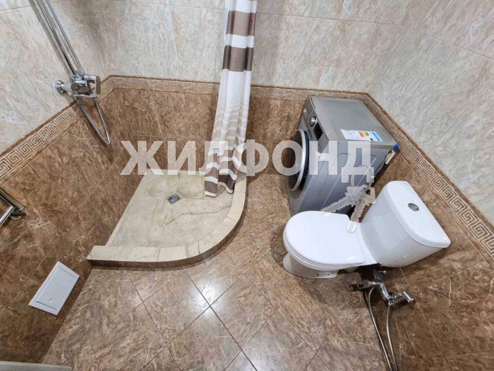 Купить дачу, дом, коттедж за 17 000 000 рублей на Розы Люксембург улица