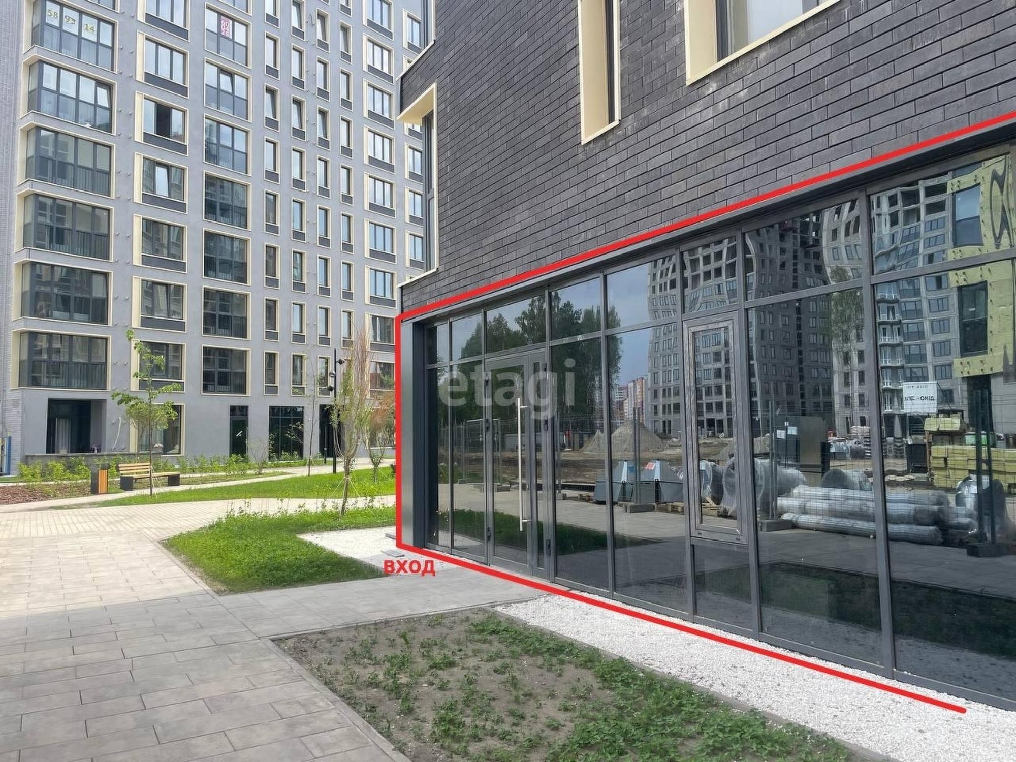 Купить торговое помещение за 13 360 000 рублей на Сергея Джанбровского 17