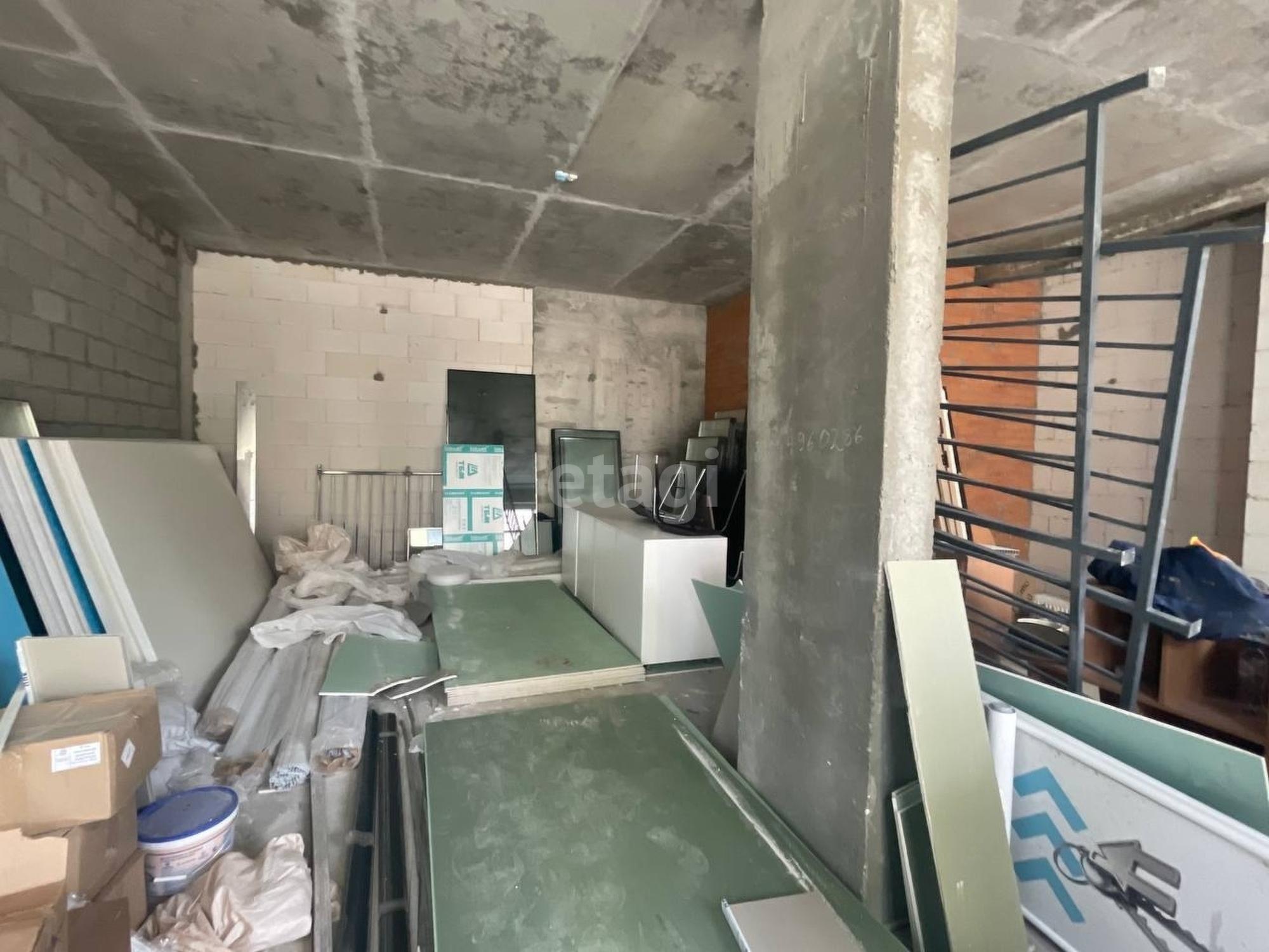 Купить торговое помещение за 13 360 000 рублей на Сергея Джанбровского 17