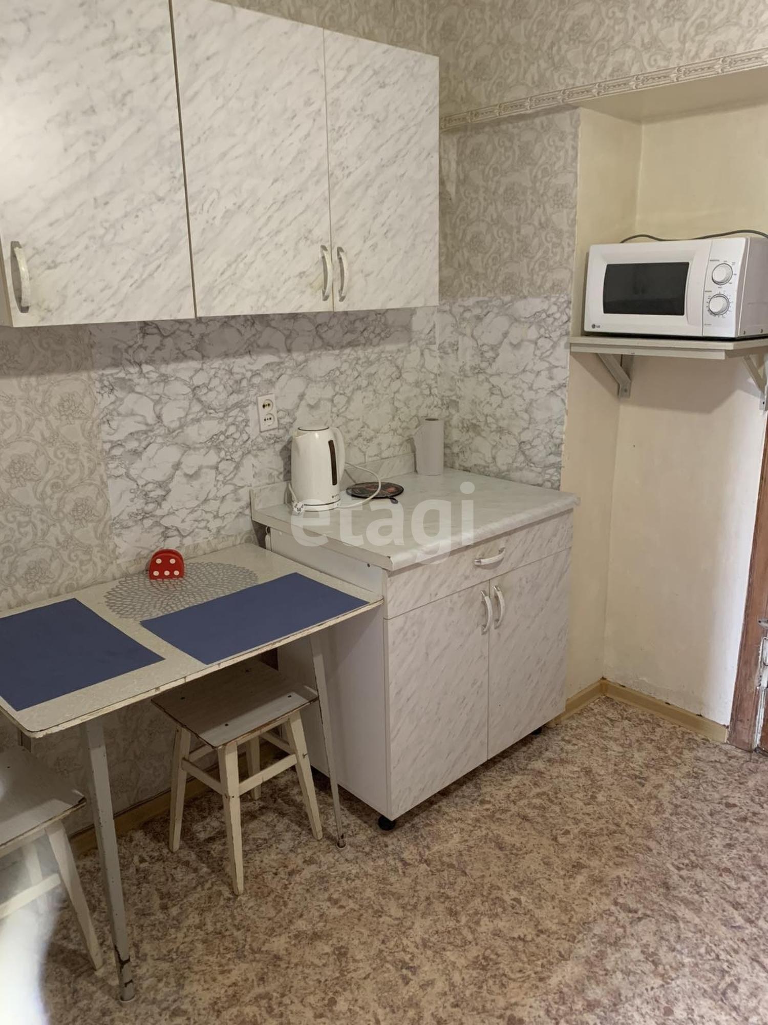 Купить комнату за 1 350 000 рублей на Декабристов, 152