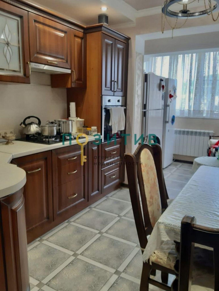 3-комн квартира Ессентукская ул, 36