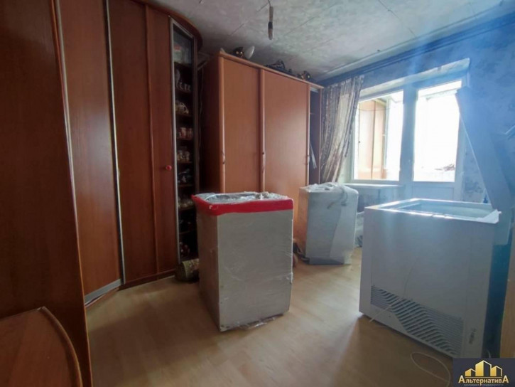 4-комн квартира Победы пр-т.