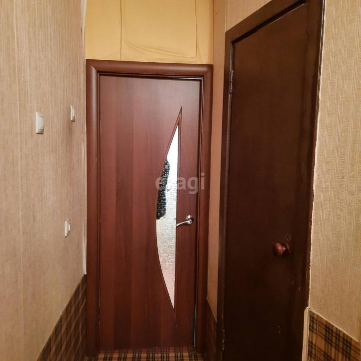 2-комн квартира Республики, 213