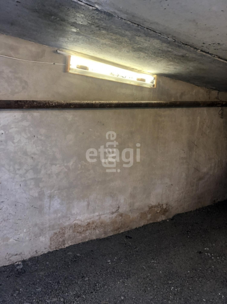 Гараж/парковка Октябрьская 37