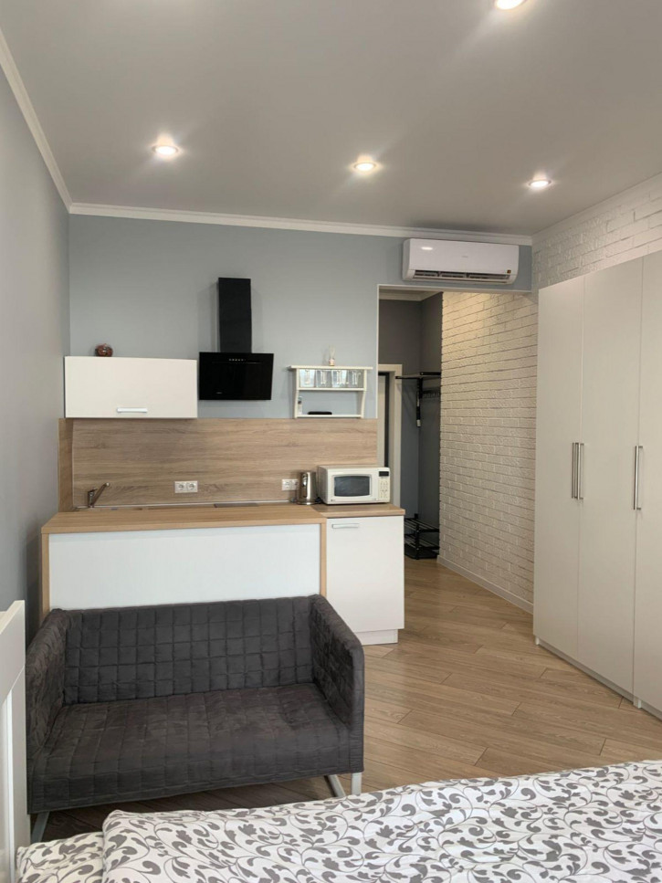 1-комн квартира Верхнеторговая пл, 4