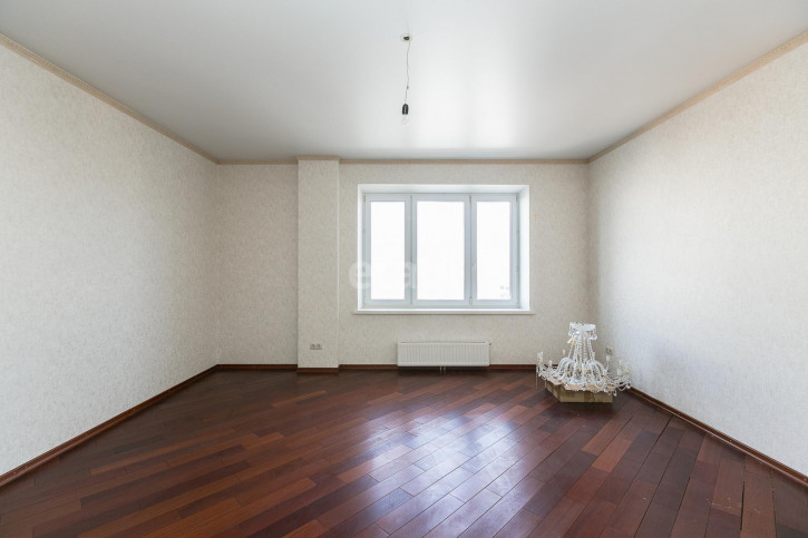 2-комн квартира Осипенко, 16