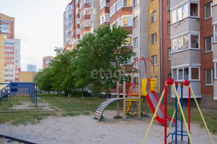 2-комн квартира Энергостроителей, 18