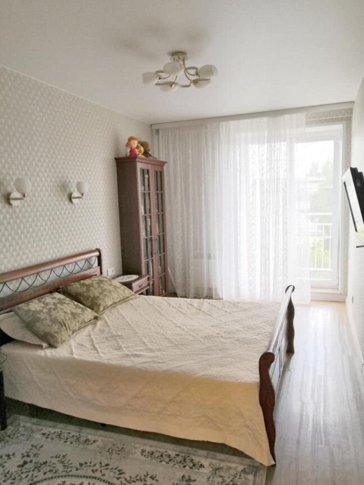 2-комн квартира Ленина, 132
