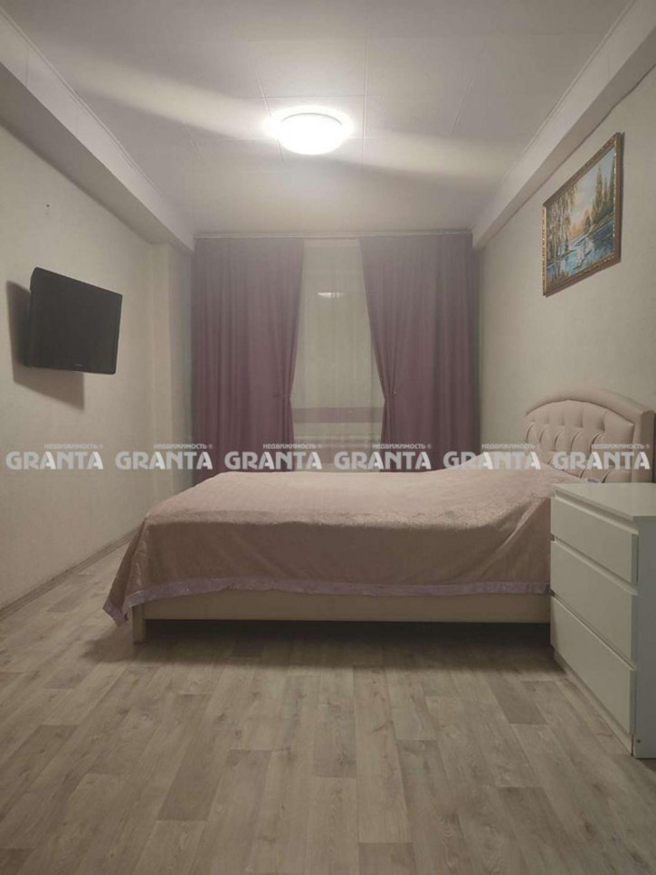 3-комн квартира ул Северо-Енисейская, 44
