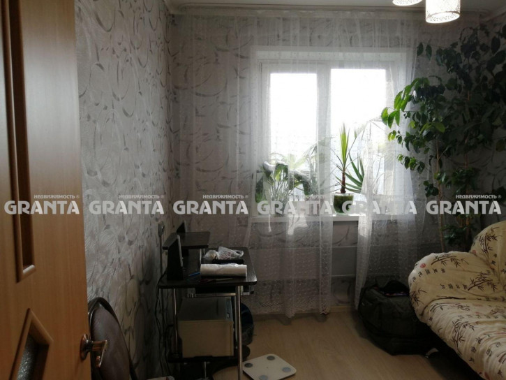 3-комн квартира ул им Сергея Лазо, 36