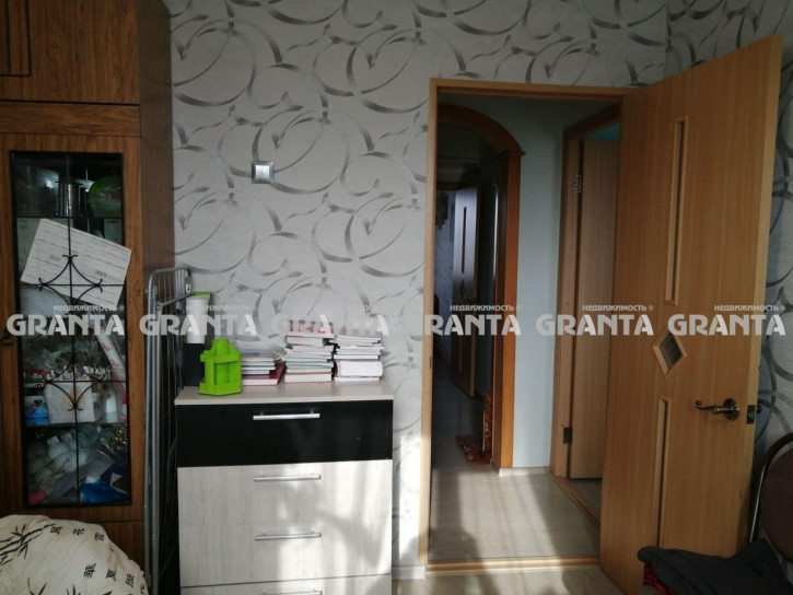 3-комн квартира ул им Сергея Лазо, 36